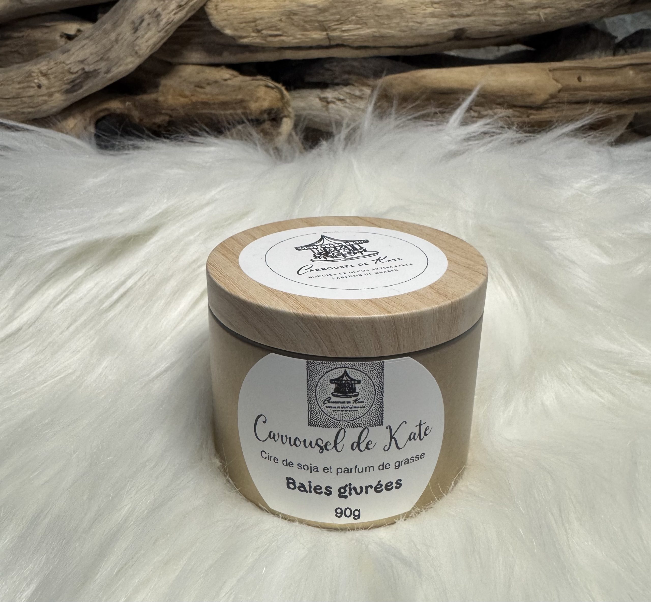 Bougie parfumée « boîte or et bois « +/- 90g