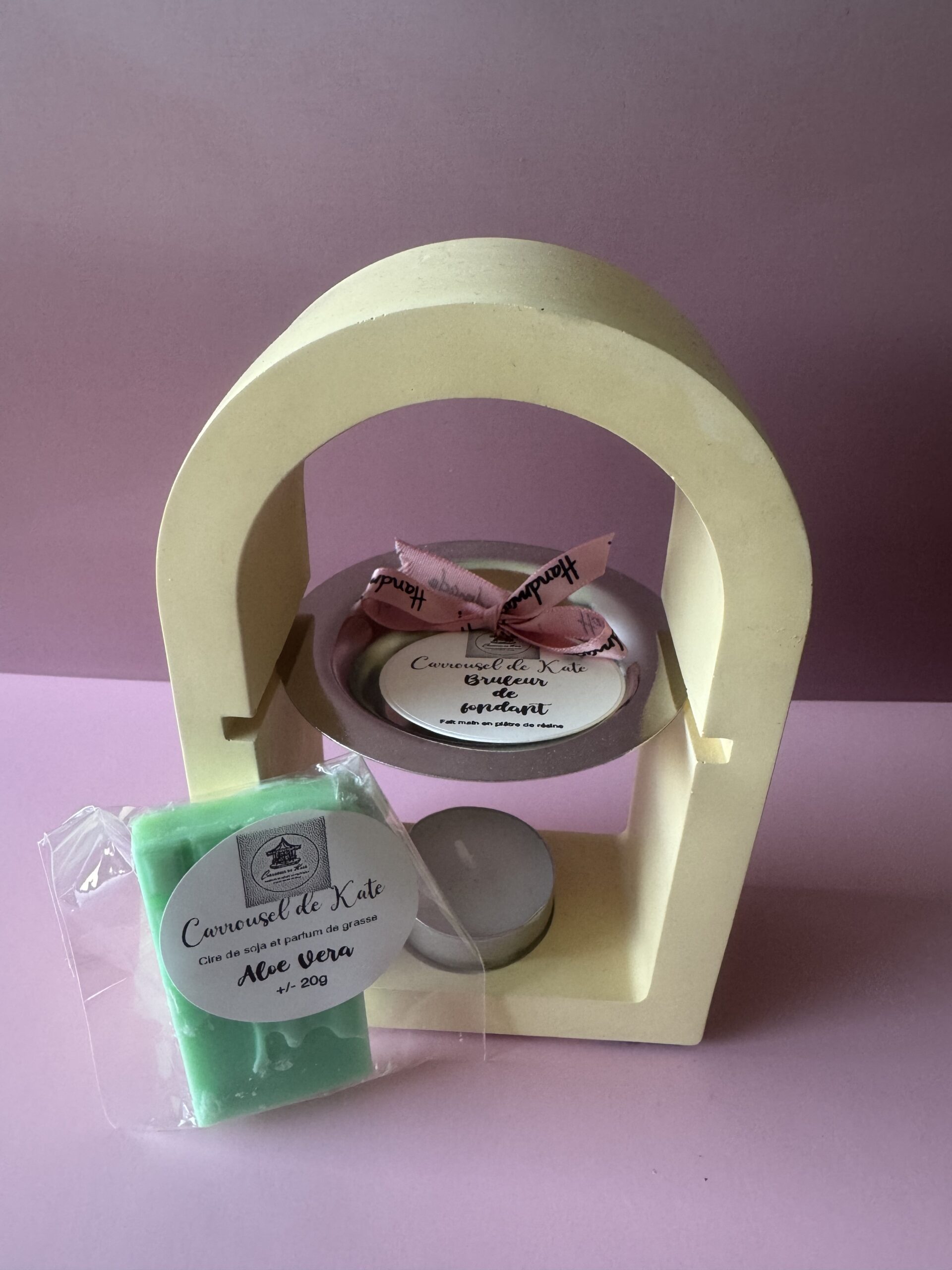 Brûleur à fondant arche - couleur jaune + fondant 20g offert