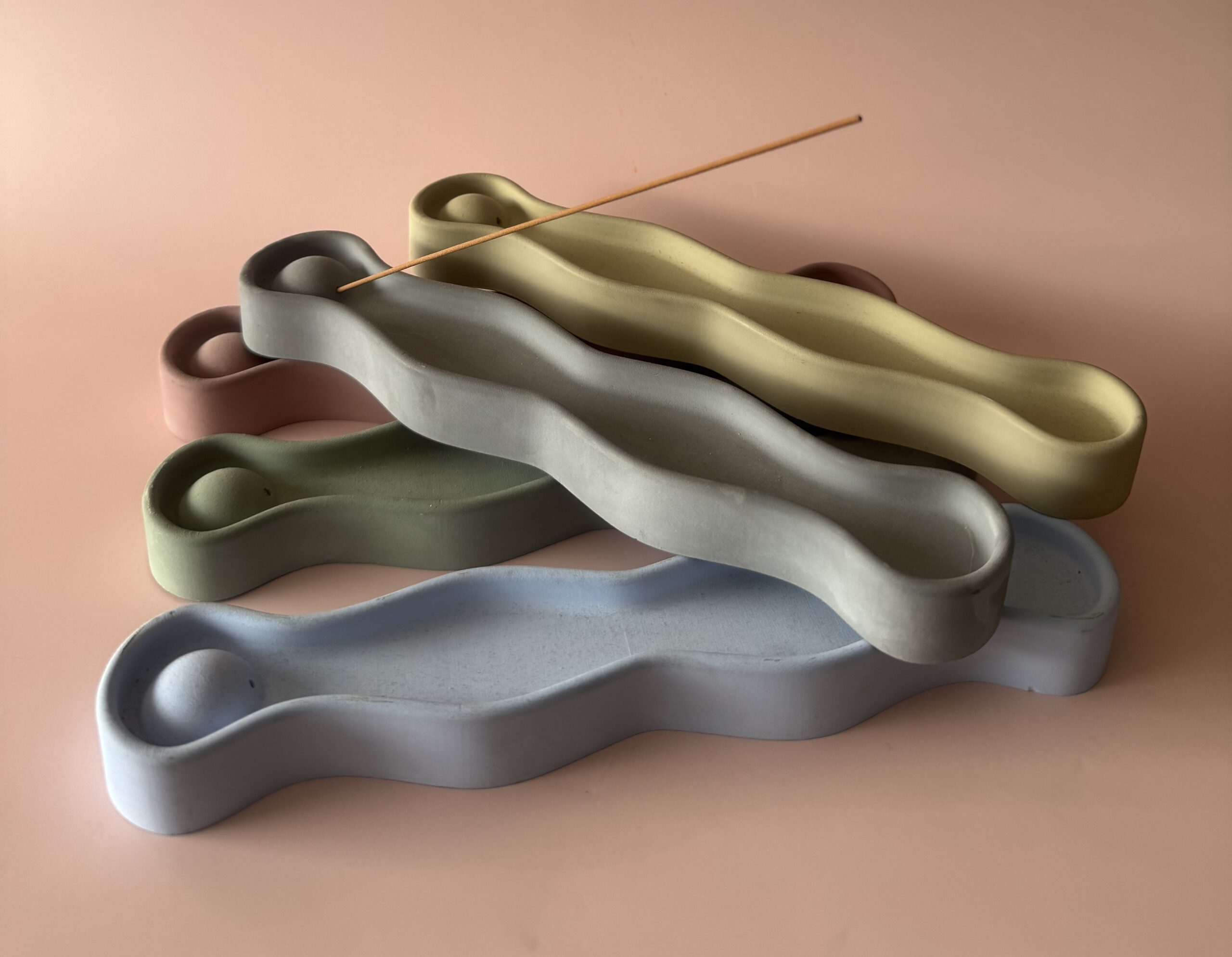 Support à encens vague