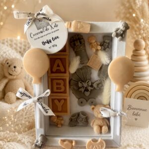 Cadre naissance beige 12X17 cm 90g – parfumée « Baby love »